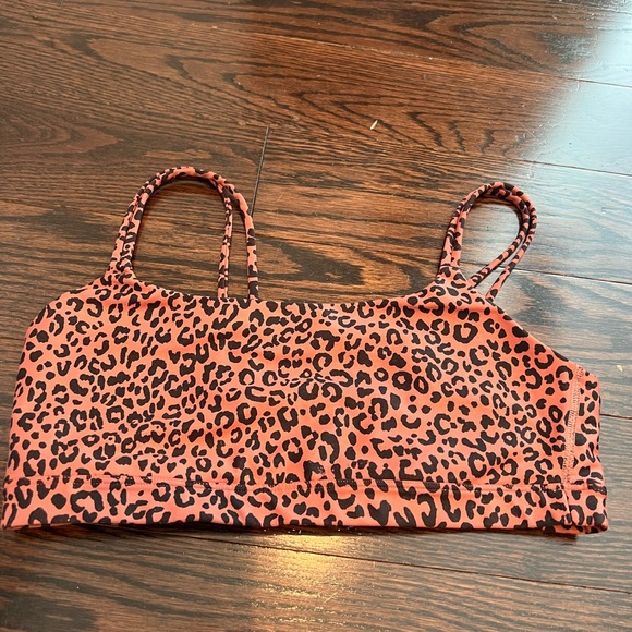 Pink leopard Gap workout set - Picture 7 of 7